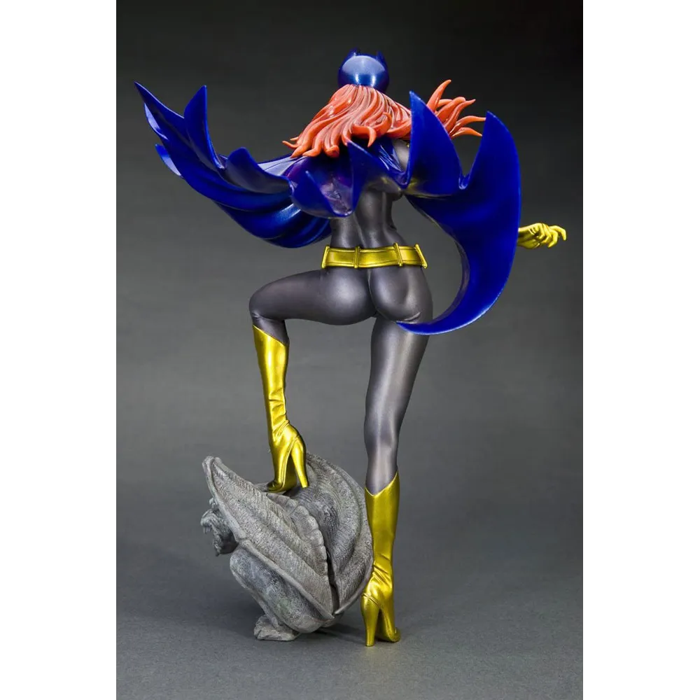 DC COMICS: Batgirl Bishoujo Statue