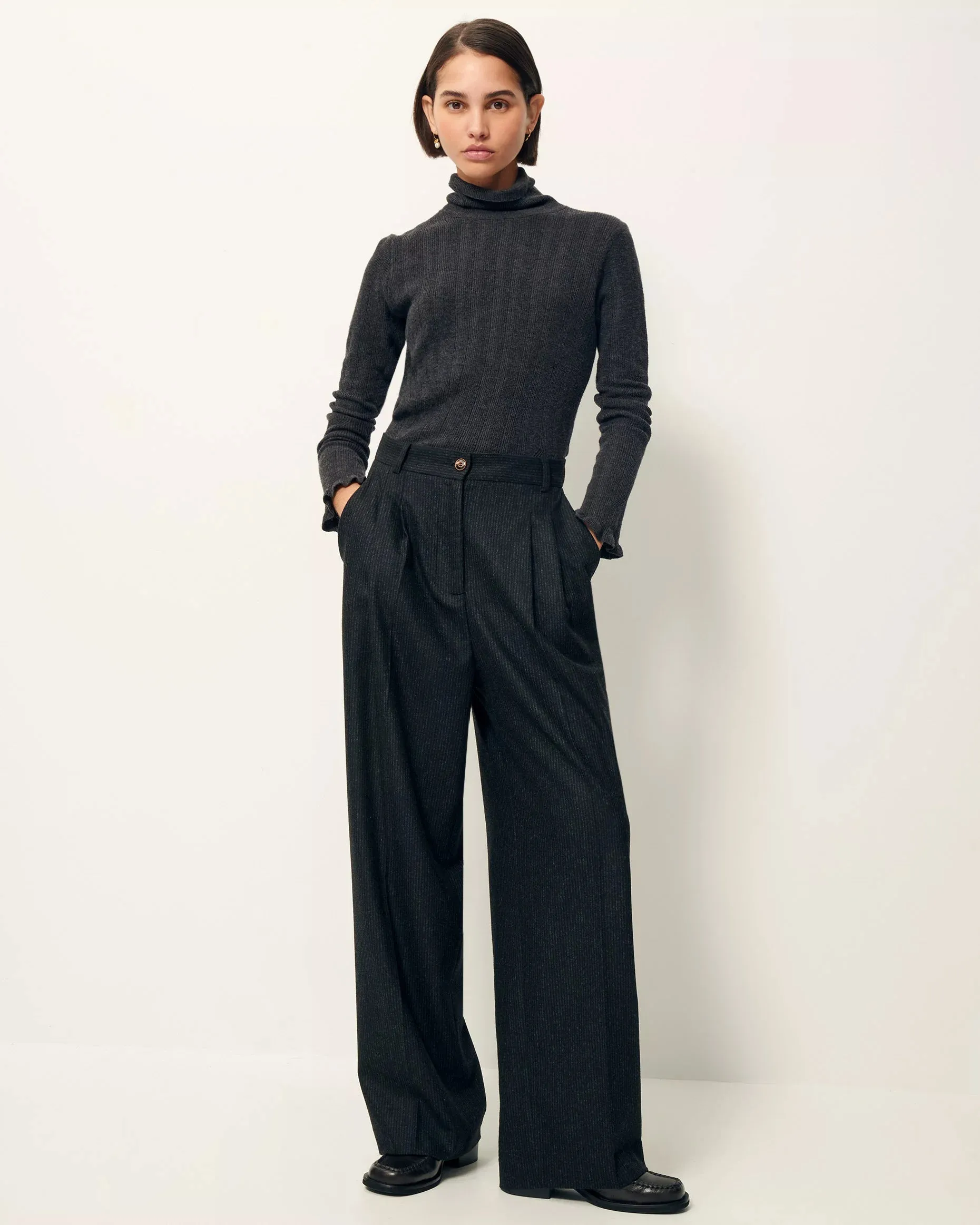 Emilio Pants in Stoneblack