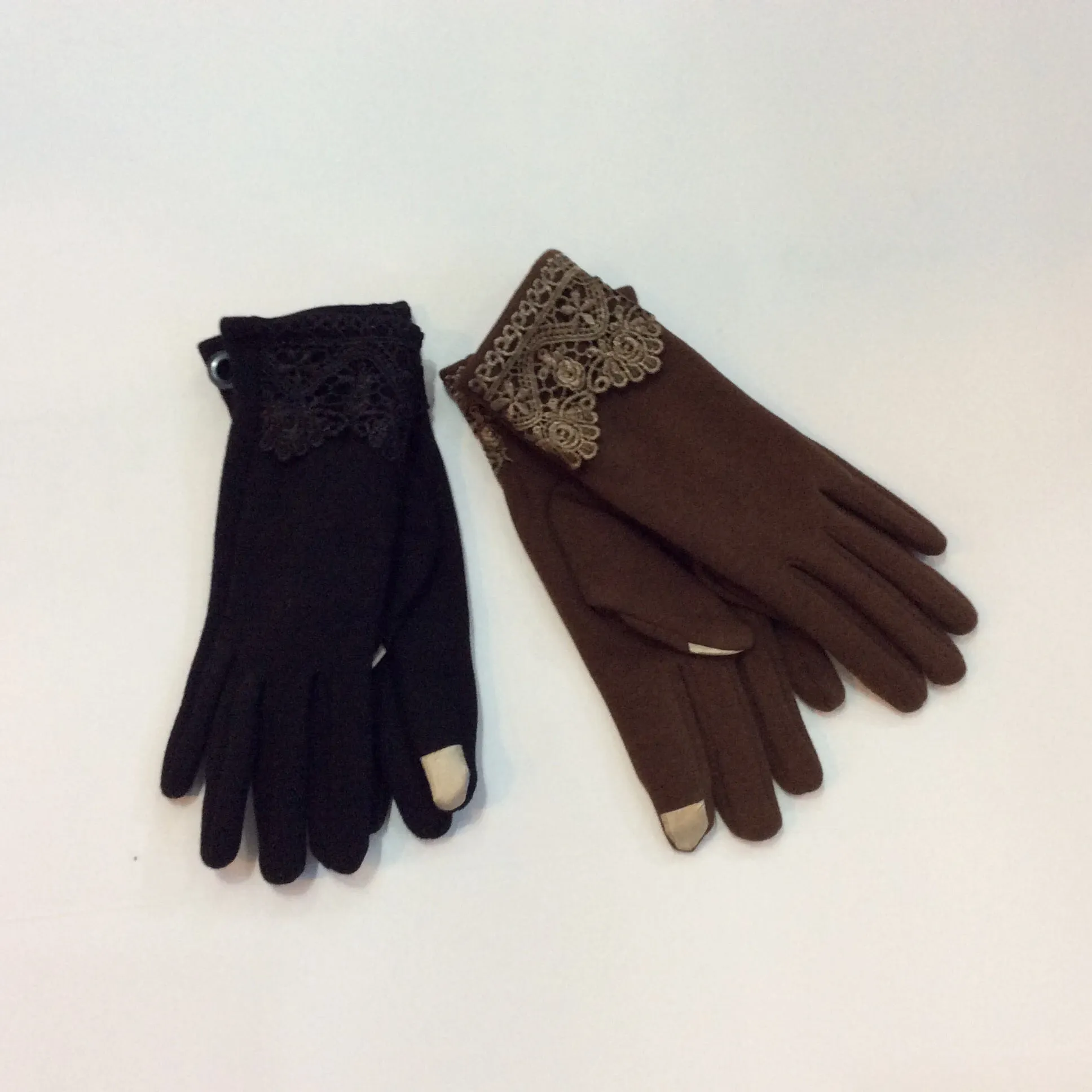 Floral lace trim gloves