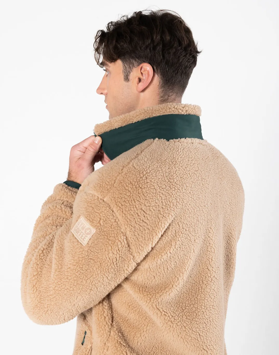 Industry Fleece Jacket in Sandstone