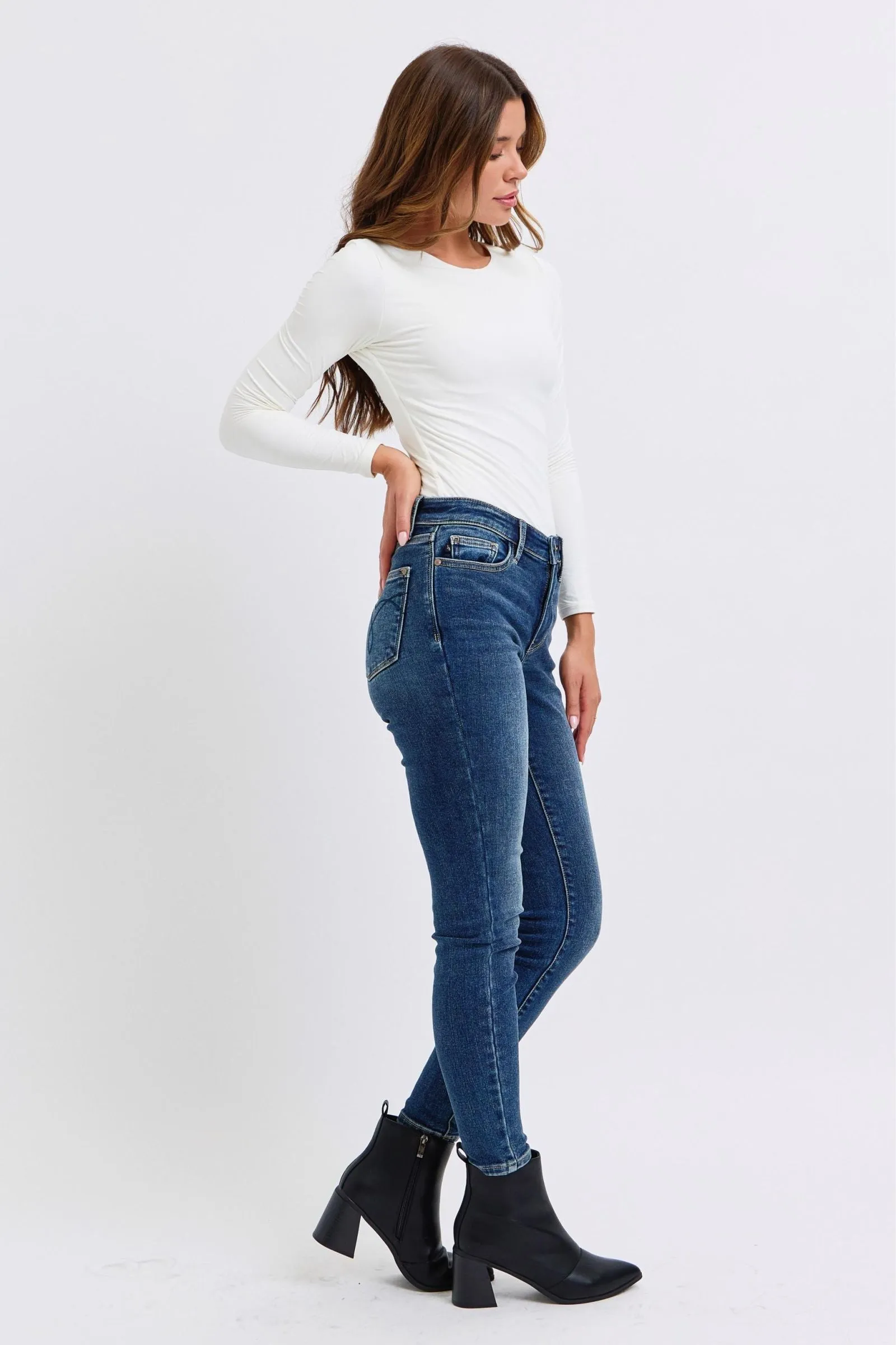 Judy Blue Mid Rise Thermal Skinny 82639