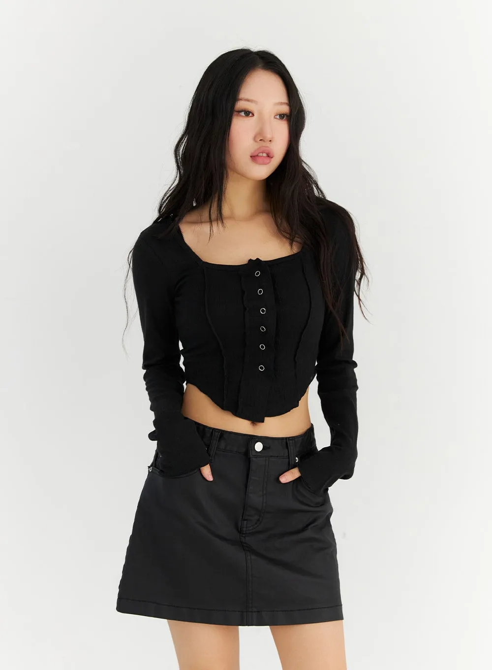 Long Sleeve Square Neck Crop Tee CN303