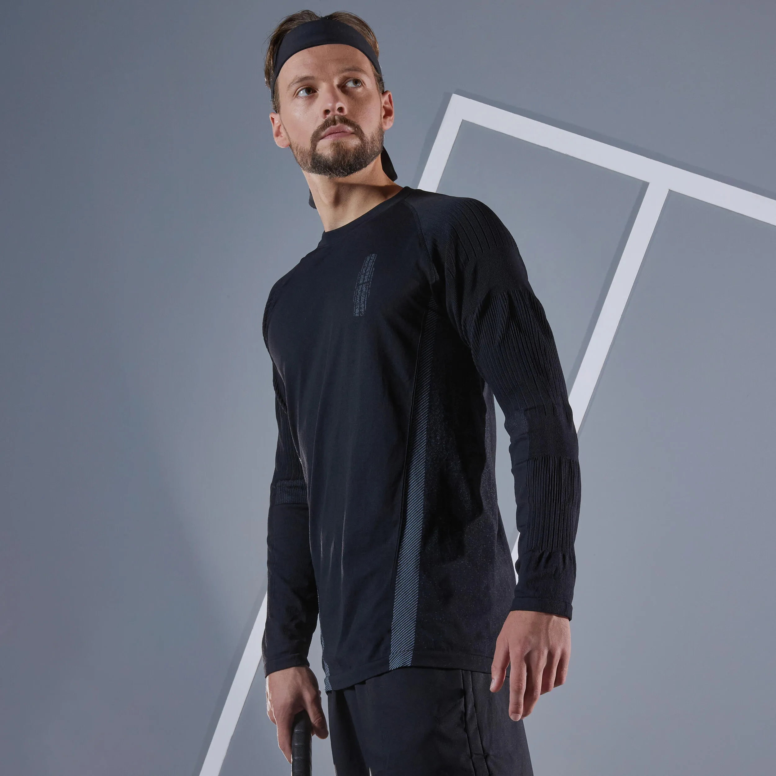 Men's long sleeve tennis T-shirt - Thermic black ARTENGO, black/ice gray