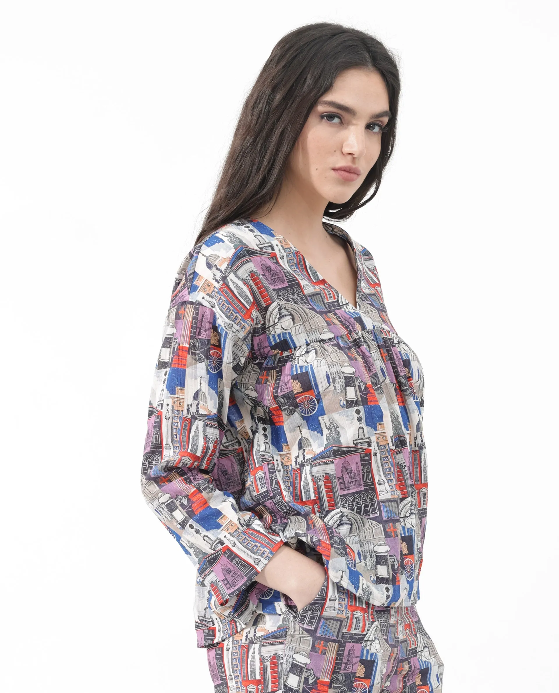 Rareism Women Rinata-T Multi Cotton Fabric Regular Sleeves V-Neck Abstract Print Regular Length Top