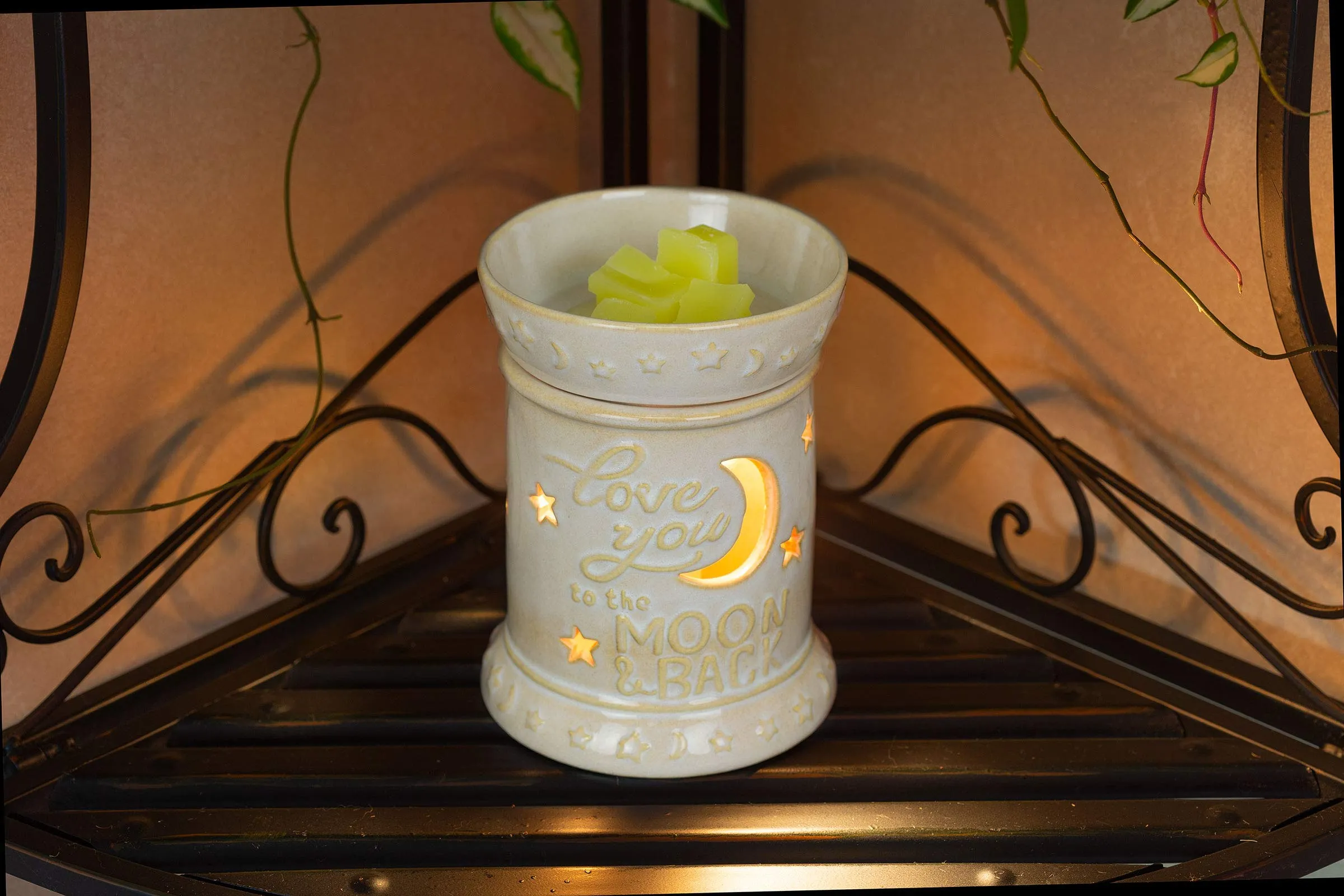 Vp Home Ceramic Fragrance Warmer (Love You To The Moon & Back)